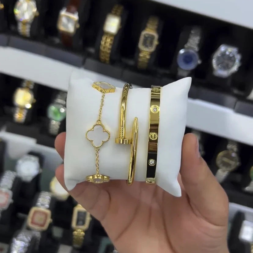 Cartier Nail And Love Bangle With White Clover Bracelet - Ronak e Mehfil