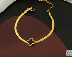 Clover snake chain bracelet - Ronak e Mehfil