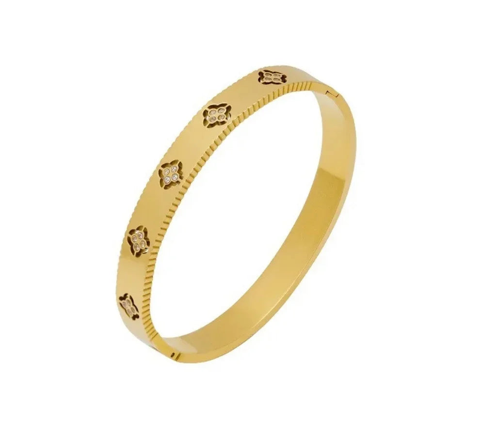 Hollow Four Leaf Clover Rhinestone Bangle - Ronak e Mehfil