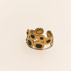 Noir Embrace Ring - Ronak e Mehfil