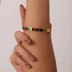 Mystic Aura Bangle - Ronak e Mehfil