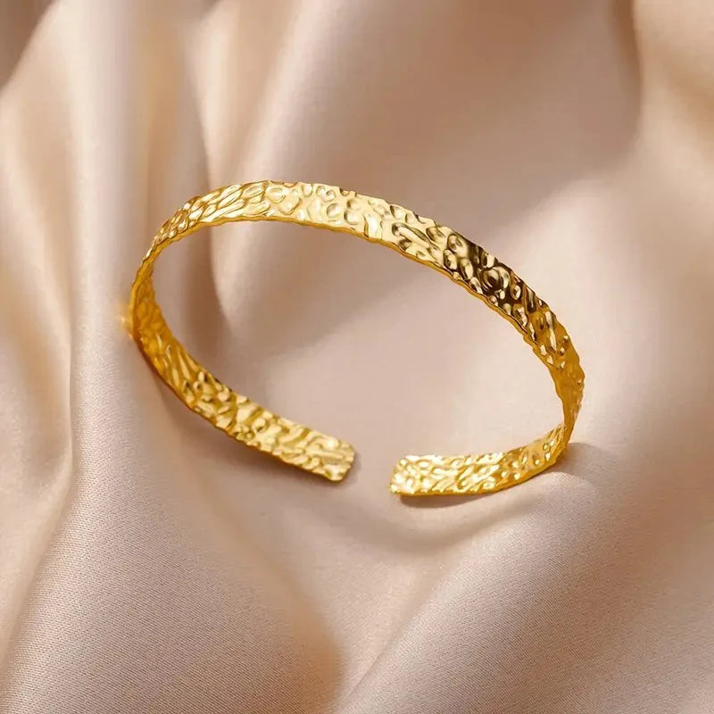 Delicate Hammered Texture Cuff Bracelet - Ronak e Mehfil